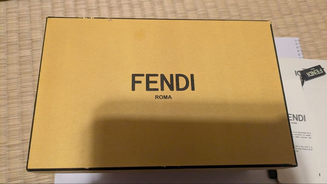 美品 FENDI フェンディ フルーツ チャーム ファー パイナップル