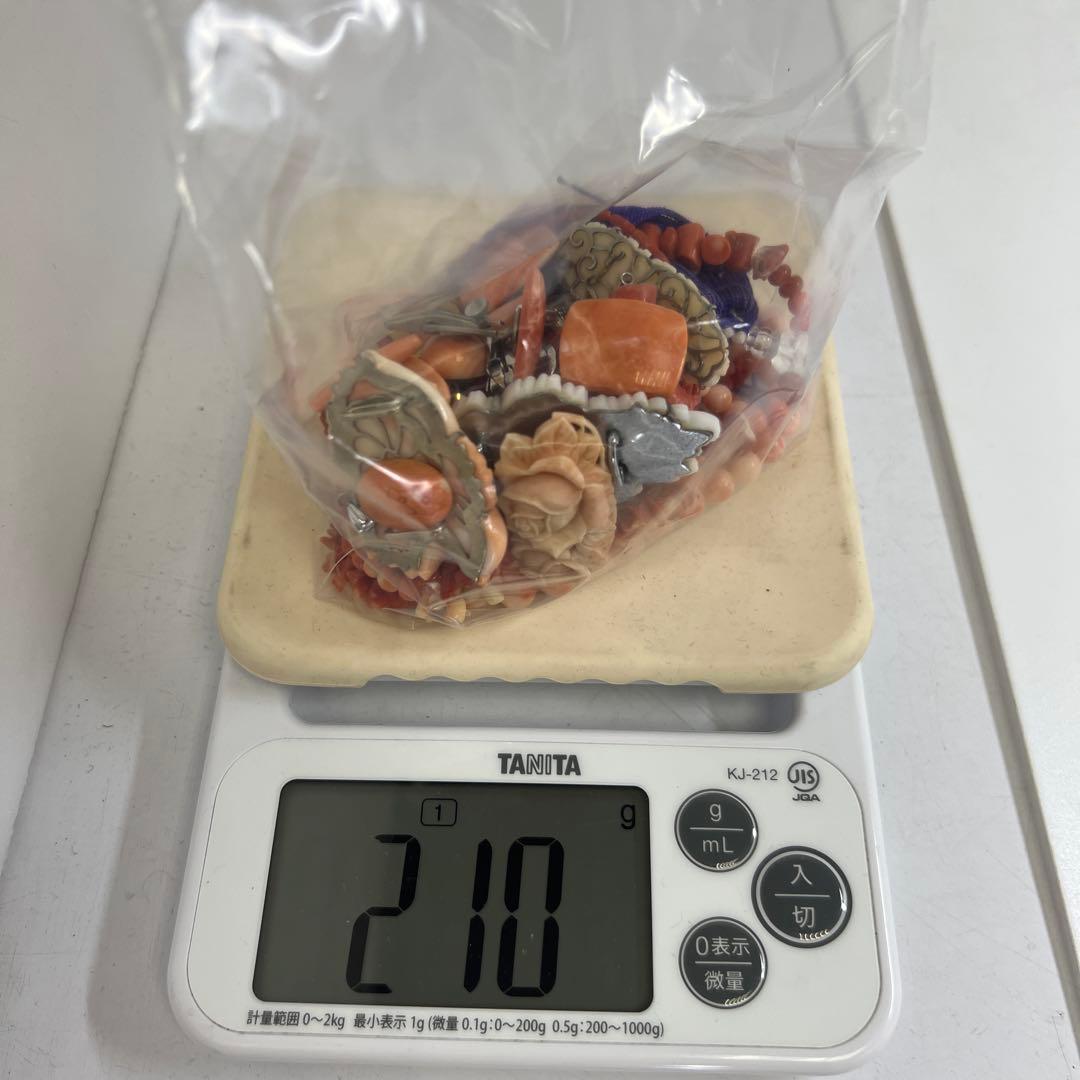 本赤珊瑚 アクセサリーなど色々 袋込210g 東Y8-0204ア㊱ - メルカリ