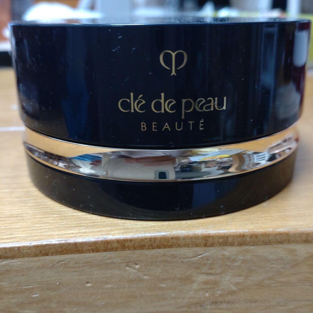 clé de peau BEAUTE フェイスパウダー ライト clé de peau BEAUTÉ（clé de peau BEAUTÉ） フェイスパウダーキット