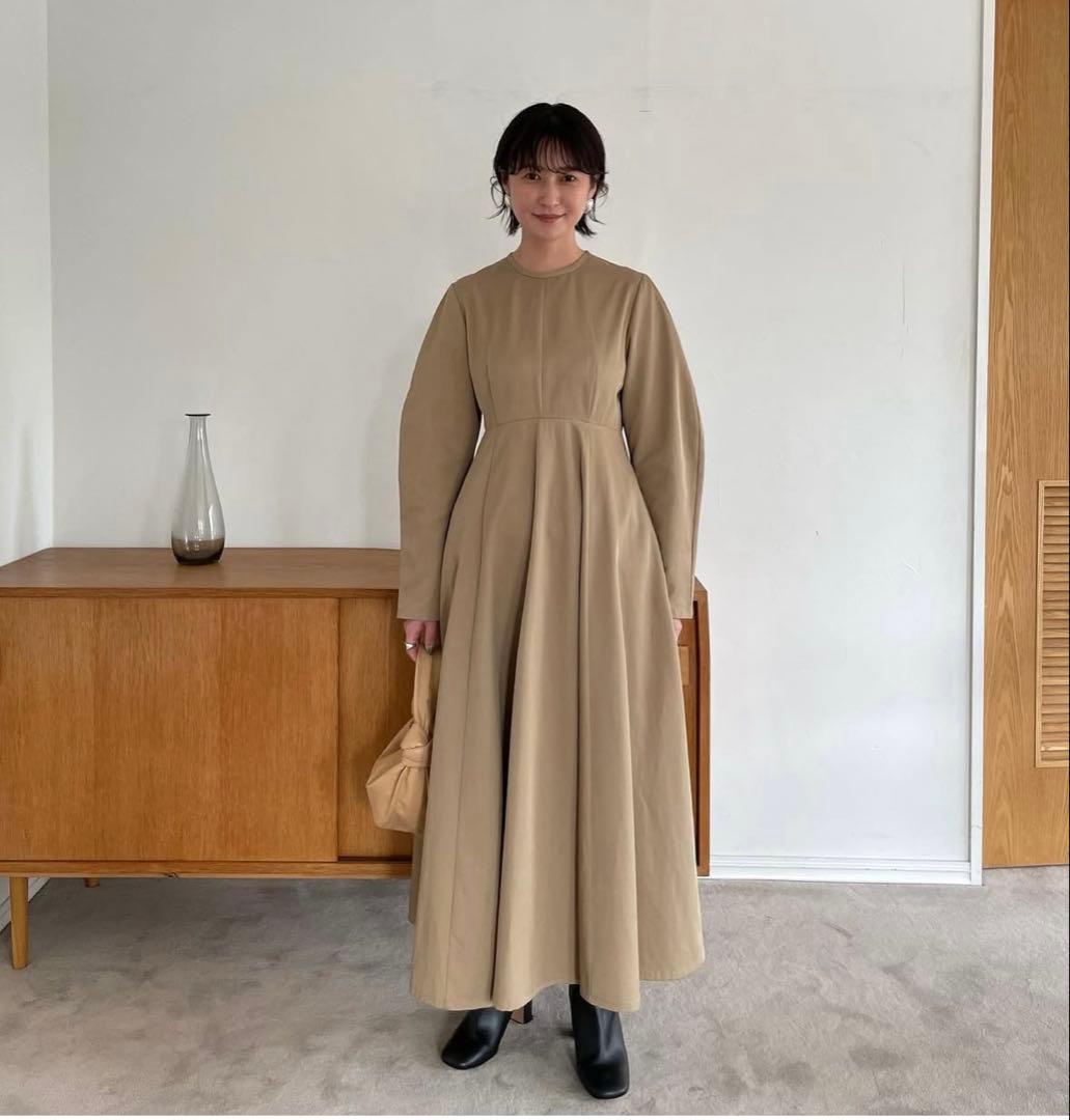 極美品✨ MANOF 23ss アーチスリーブ サーキュラー ワンピース ロング