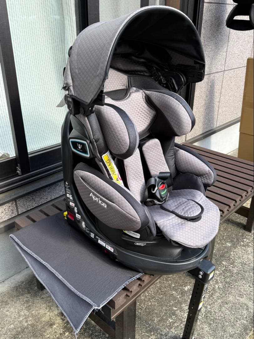 アップリカ フラディアグロウ ISOFIX 360 セーフティー プレミアムAB