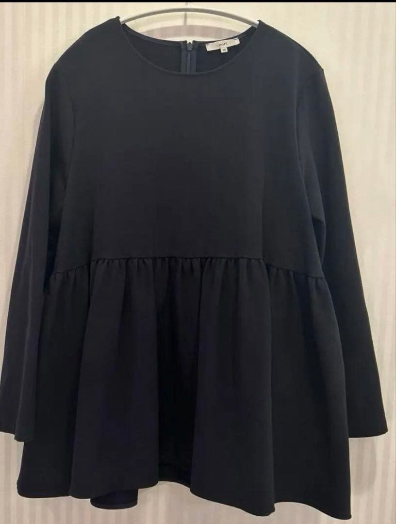 yori ヨリ ネイビー ソフト裏起毛フリルブラウス 2022AW yori ヨリ ネイビー ソフト裏起毛フリルブラウス 2022AW