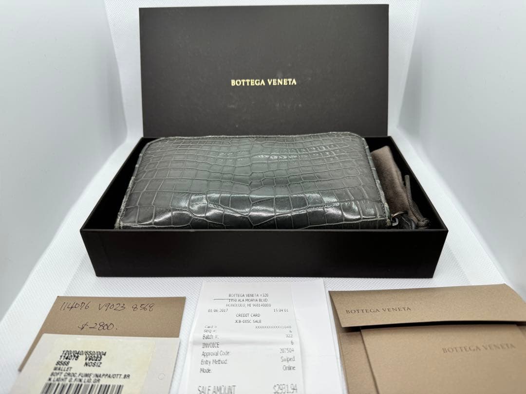 1点物BOTTEGA VENETA クロコダイル長財布 グレー ボッテガ BOTTEGA VENETA（ボッテガ・ヴェネタ） 希少 浸透斑染 豪華