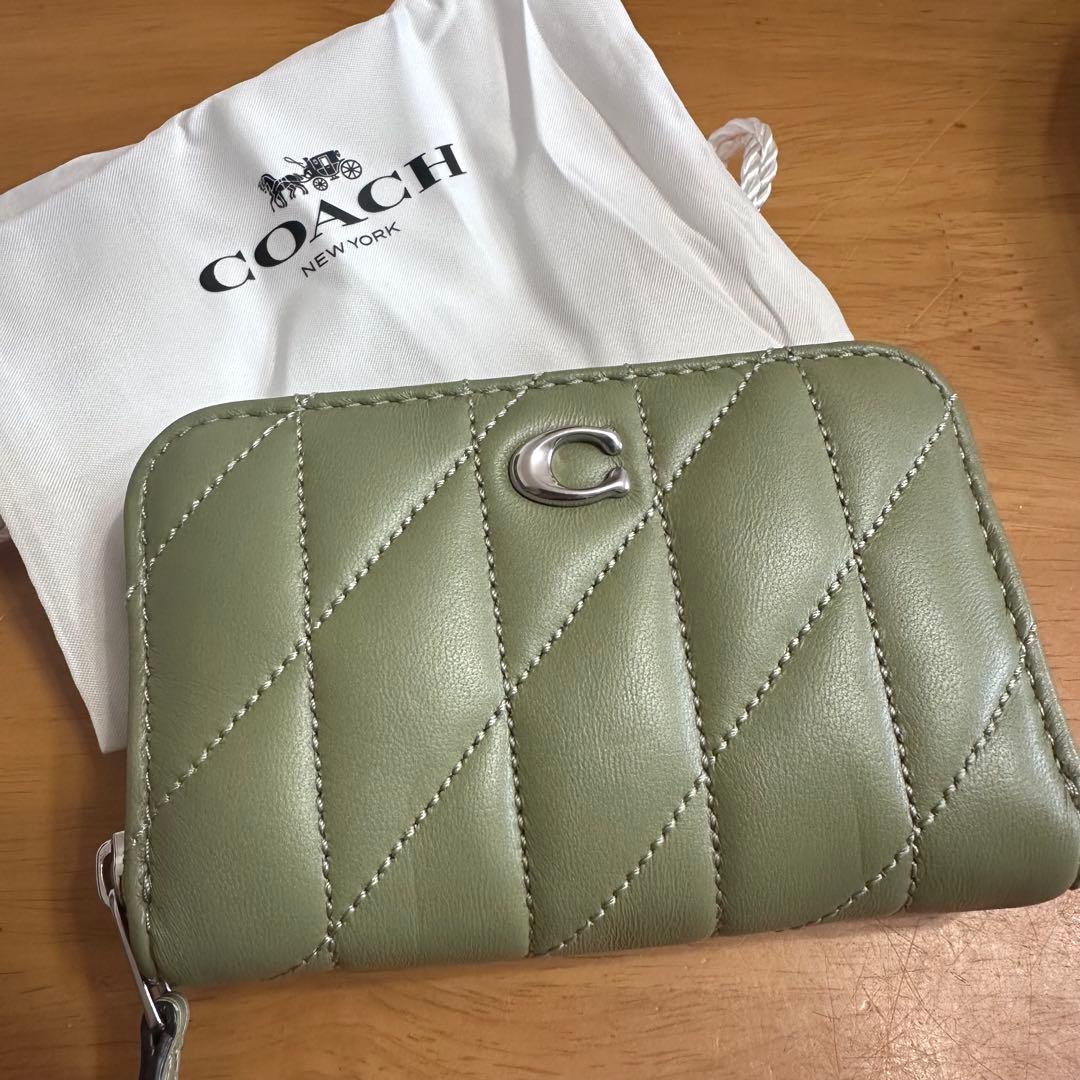 コーチ COACH カード ケース ピロー キルティング モスグリーン - メルカリ