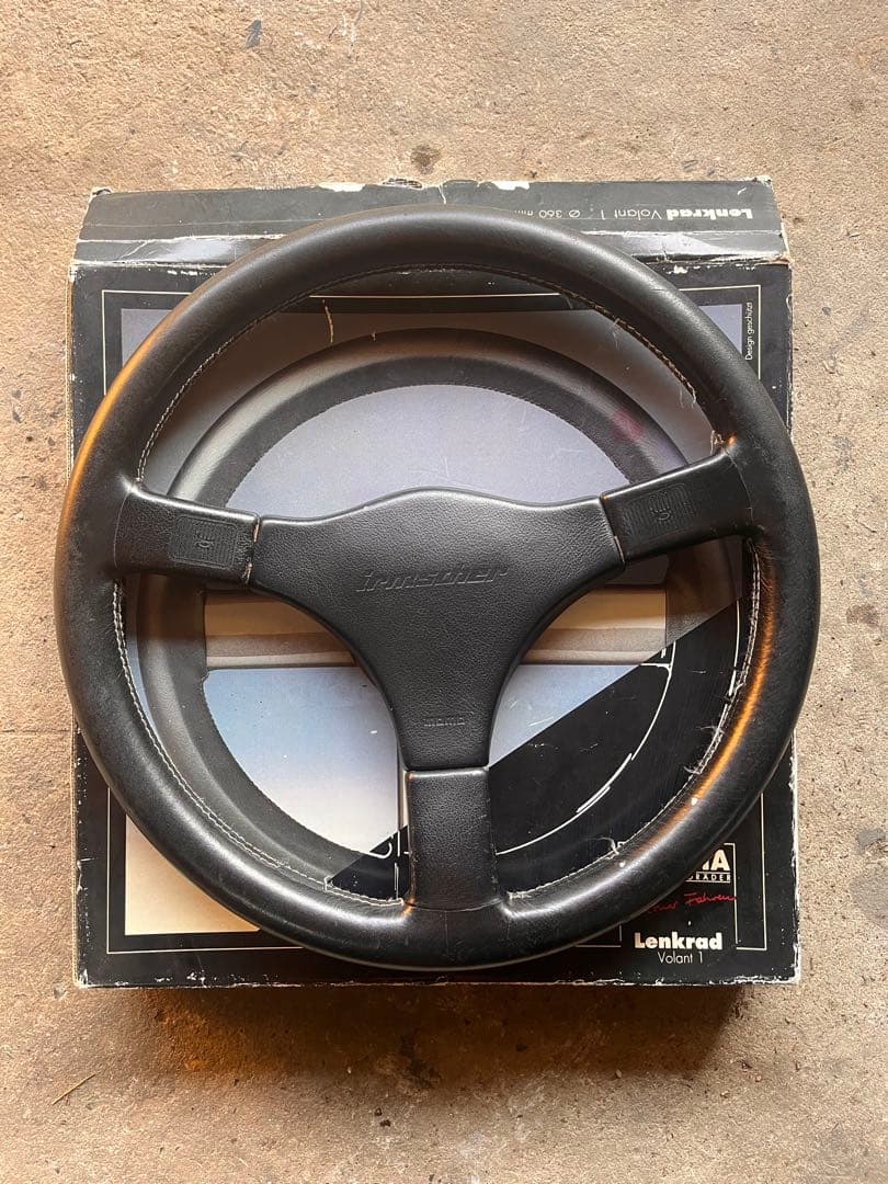 いすゞ イルムシャー 純正ステアリング MOMO - メルカリ