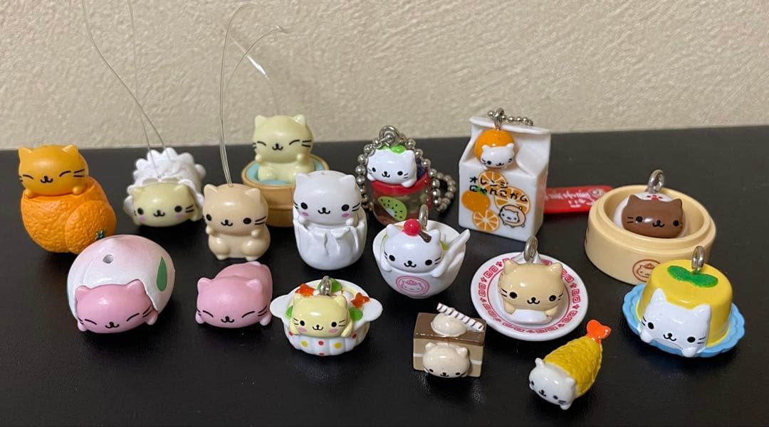 にゃんにゃんにゃんこ マスコット 16個セット - メルカリ