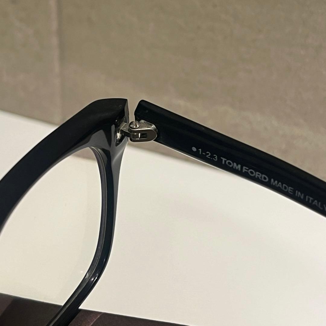 トムフォード メガネ 眼鏡 TF4240 001（ブラック）鼻盛り加工 木村拓哉