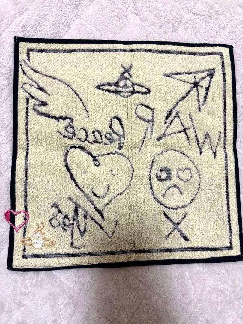 ヴィヴィアンウエストウッド 新品未使用タグなしハンカチ 8セット