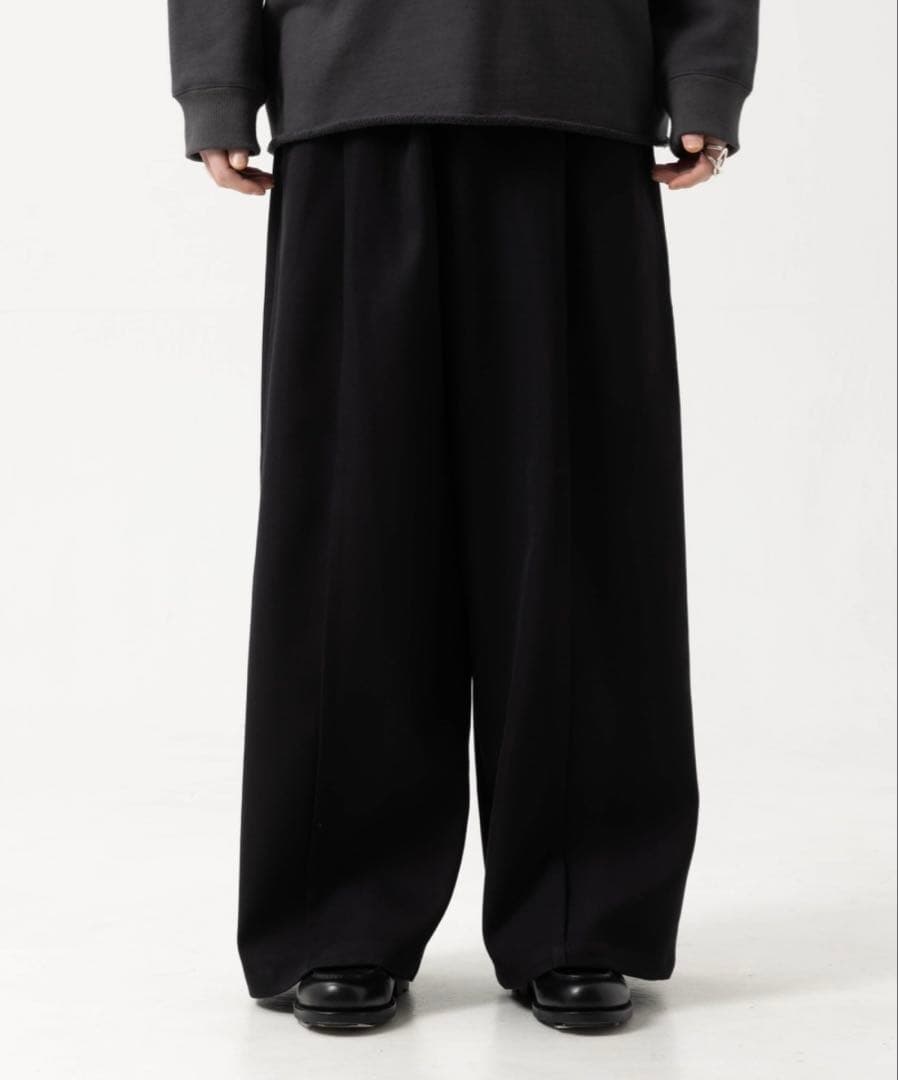 オズ様【美品】MBハイエンド尾州ウール フロントシーム”ハカマ”スラックス