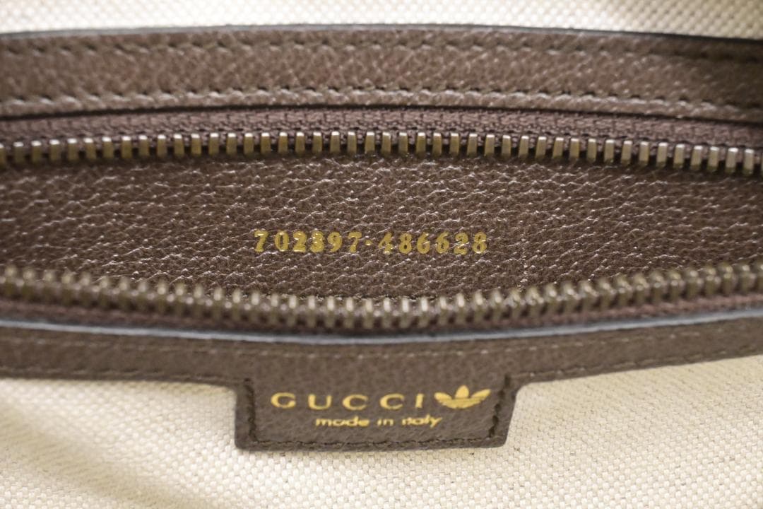 グッチ×アディダス コラボ ボストンバッグ GGクリスタル - メルカリ