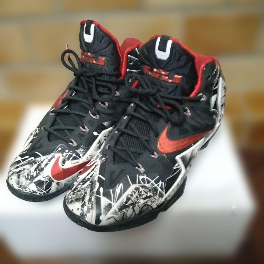 Nike LeBron 11 グラフィティ Nike LeBron 11 Graffiti - On Foot - YouTube