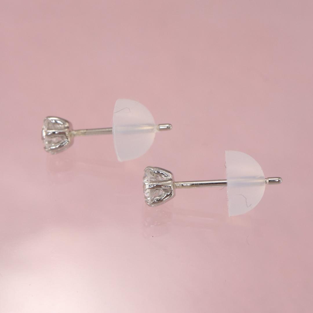 プラチナ　ダイヤモンド0.213ct 0.222ct EカラーSI2ピアス
