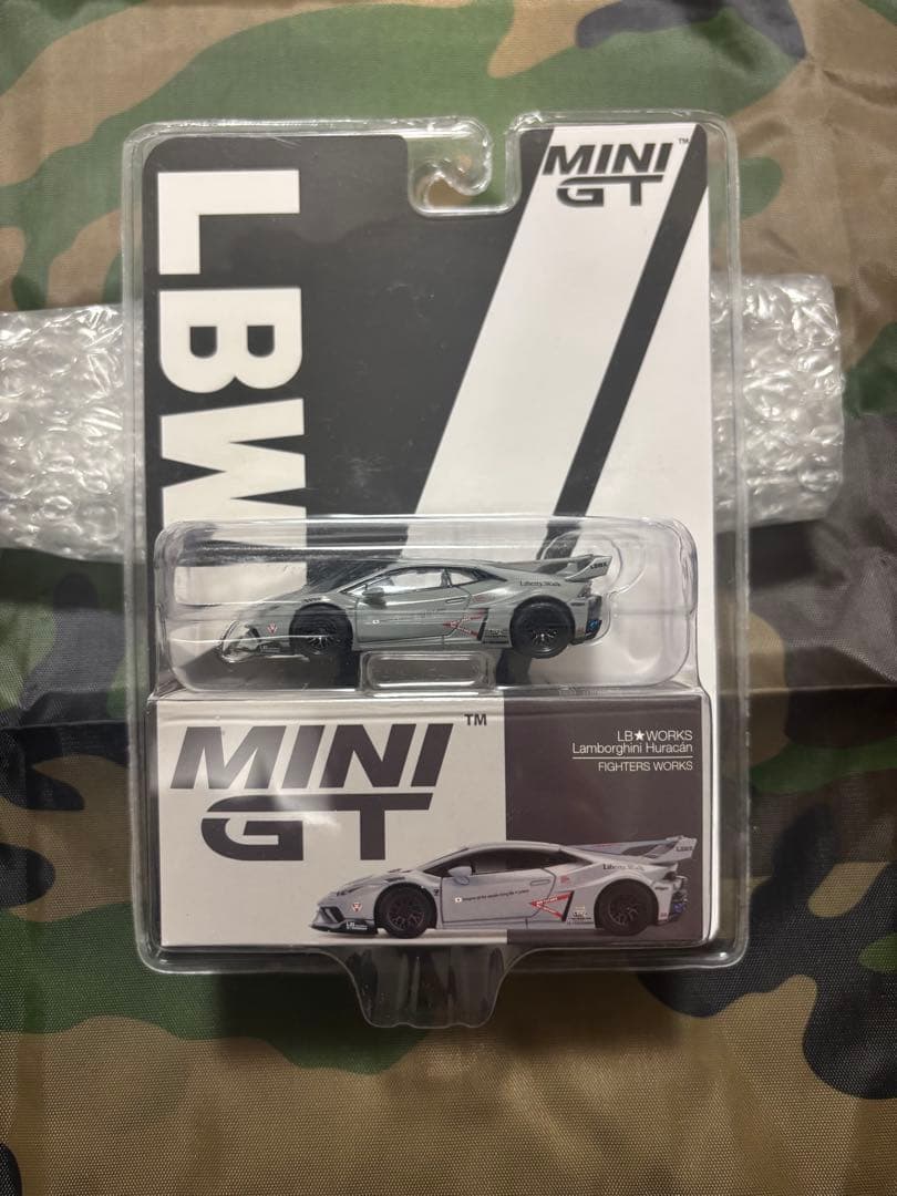 MiNiGT LBWORKS ランボルギーニウラカン　ファイターワークス 1/64スケール MINI GT「LB☆WORKS ランボルギーニ・ウラカンGT