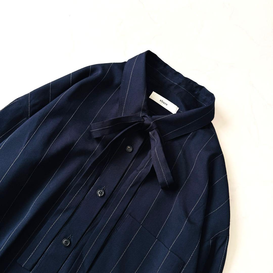 ebure 美品✨ブライトストライプブラウス 取り外しボウタイ ネイビー