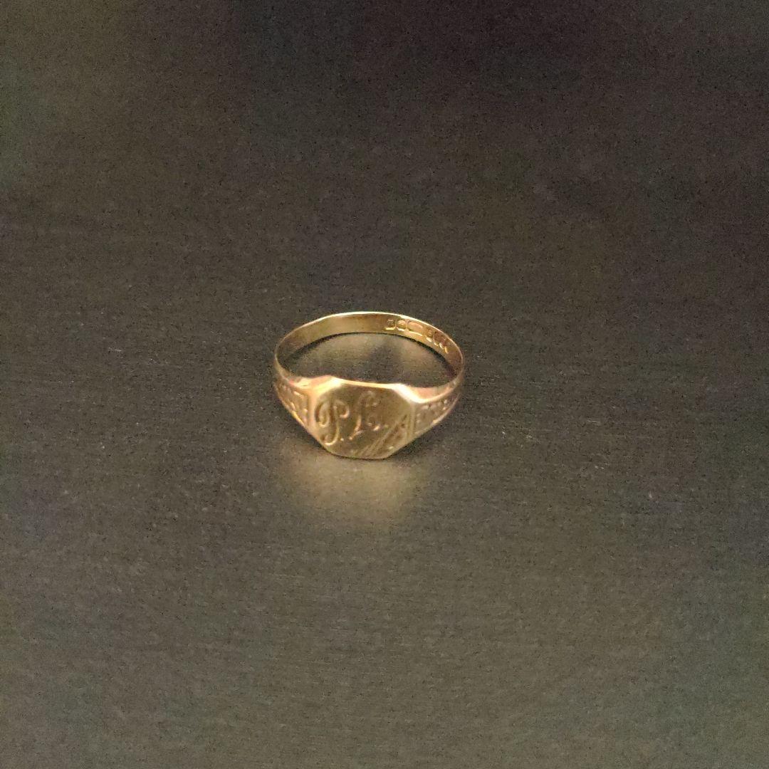 ヴィンテージシグネットリング　英国製　9k 英国 1945年 ヴィンテージ 9kゴールド イニシャル シグネットリング