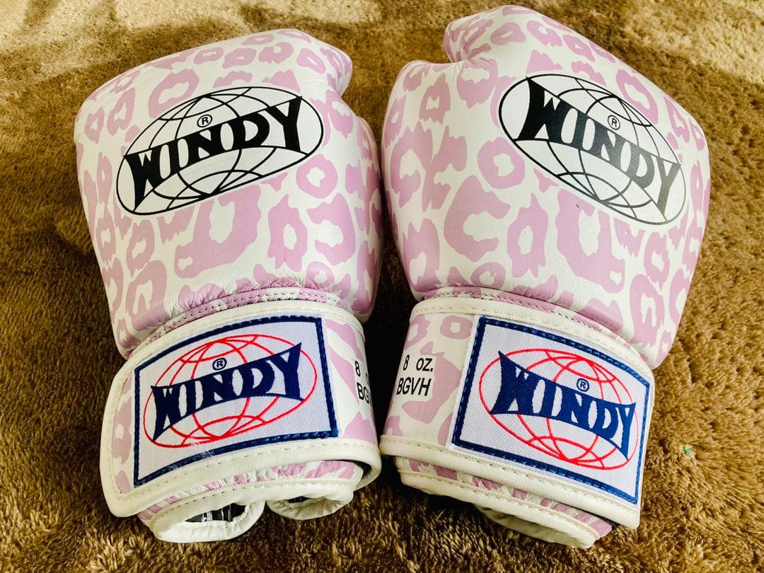 windy グローブ ヒョウ柄 8オンス - メルカリ