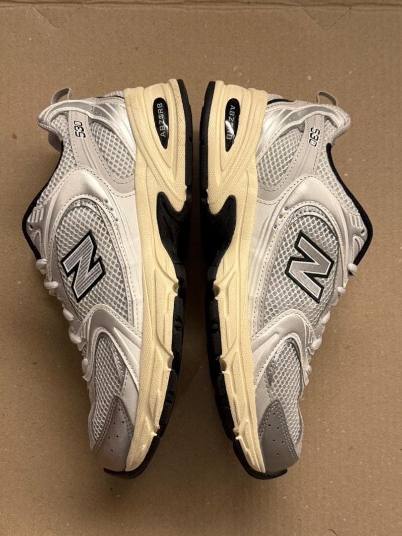 New Balance MR530TA シルバー 24.5cm