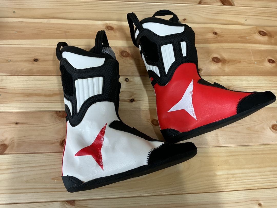 【新品未使用品】ATOMIC REDSTER PRO110 22.5cm