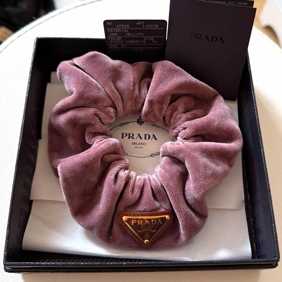 新品未使用】 PRADA ベルベット ベロア シュシュ - メルカリ