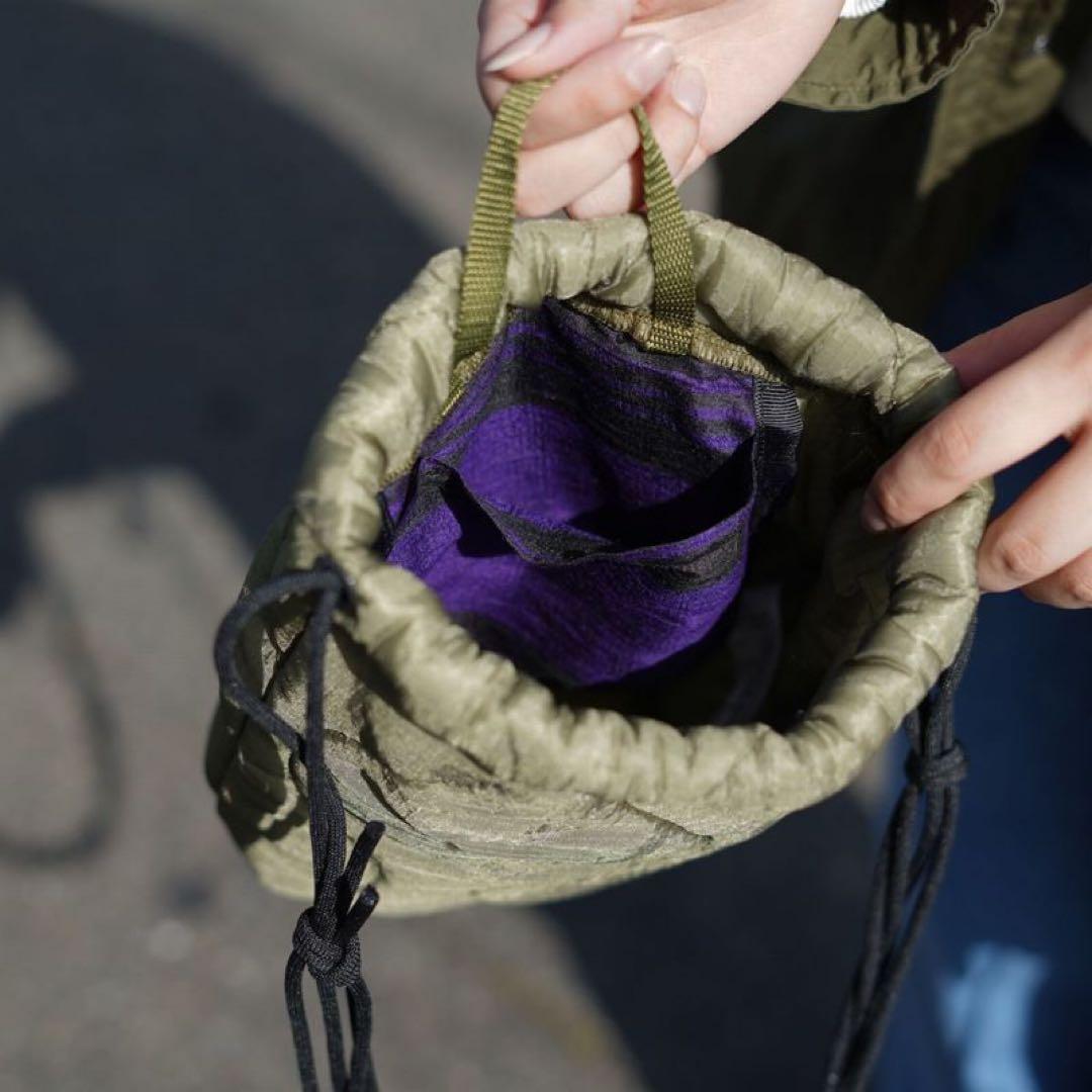 THRIFTY LOOK QUILT EFFECT BAG S バッグ ポーチ - メルカリ