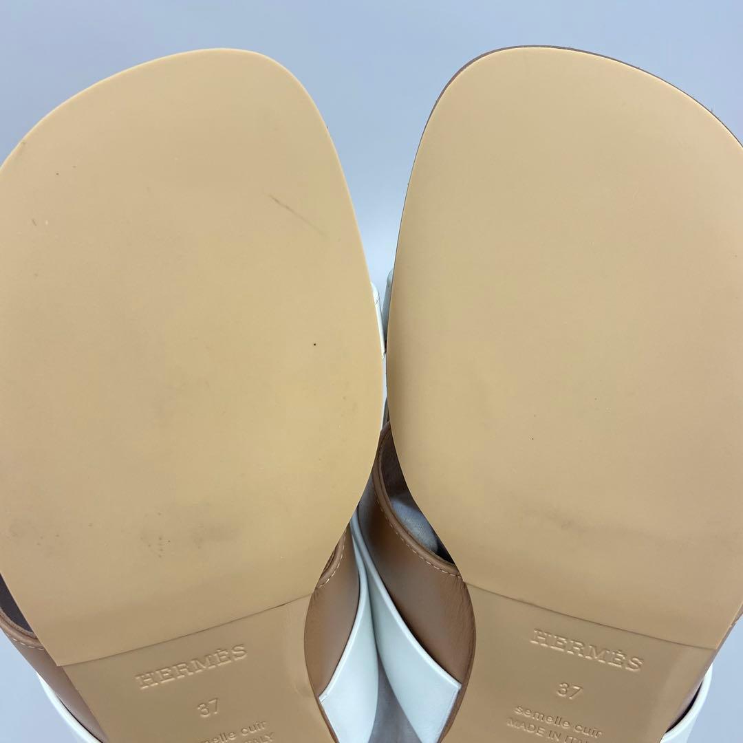 エルメス サンダル 《 コラリア 》 白 ゴールド 37 24cm程度 未使用