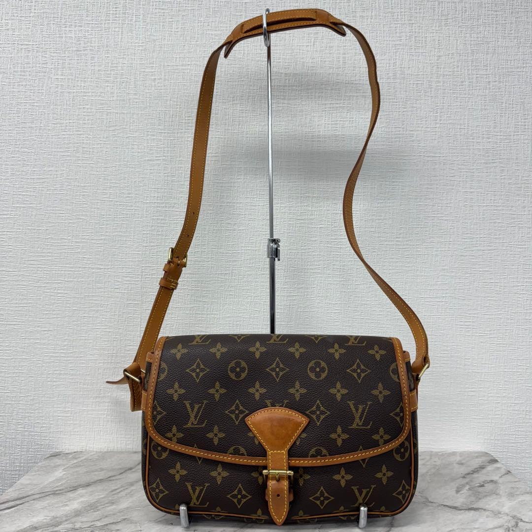 ✨ルイヴィトン✨M42250✨ソローニュ✨モノグラム✨ショルダーバッグ✨ ソローニュ ルイヴィトン クロスボディ ショルダーバッグ M42250