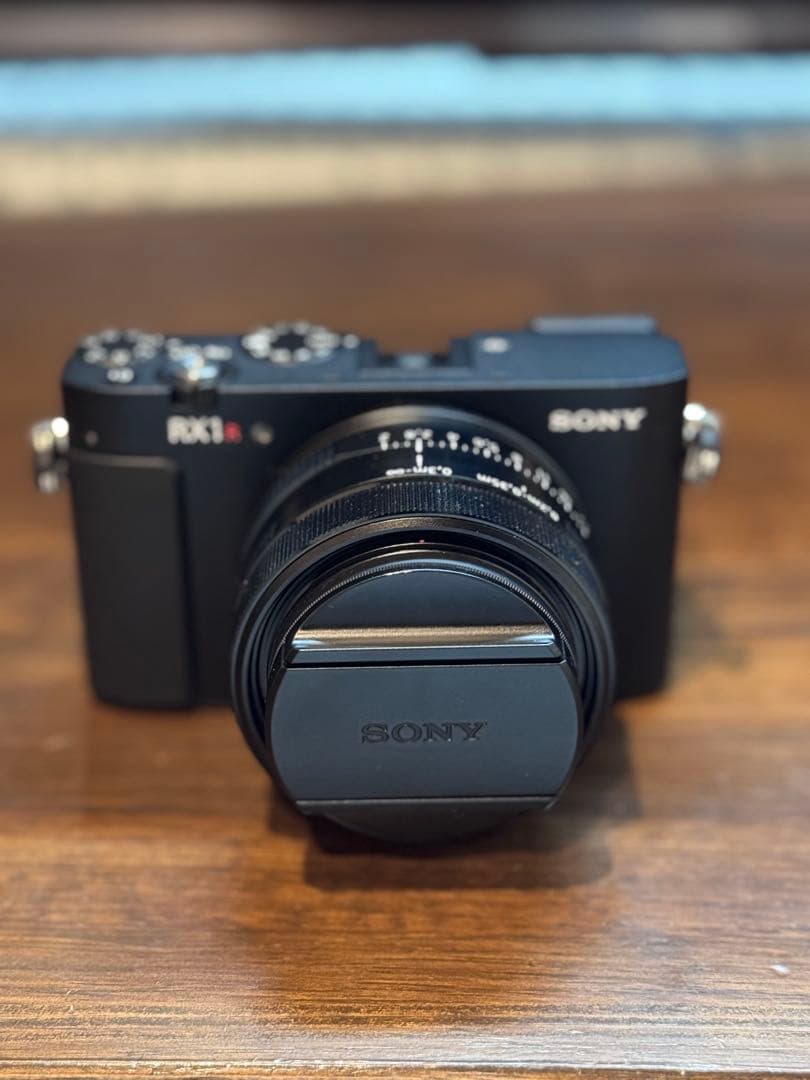 SONY RX1R III DSC-RX1RM3 サムレスト・ケースおまけ - メルカリ
