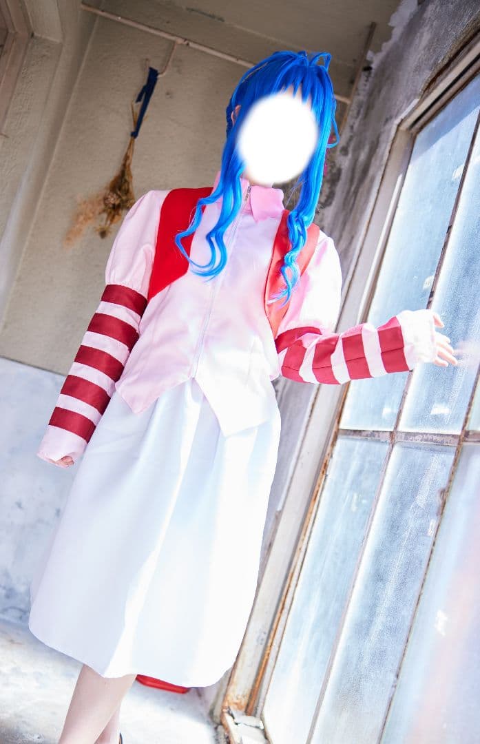 購入予定様あり)ネオン=ノストラード コスプレ衣装 - メルカリ