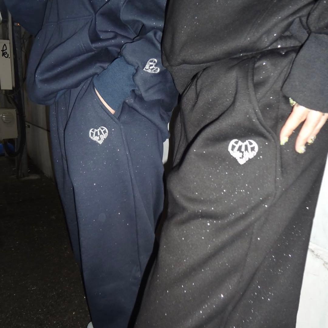 HTH ラメ グリッター スウェット 上下 セットアップ ネイビー - メルカリ