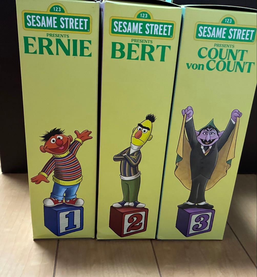 NECA セサミストリート アルティメット7インチアクションフィギュア3体