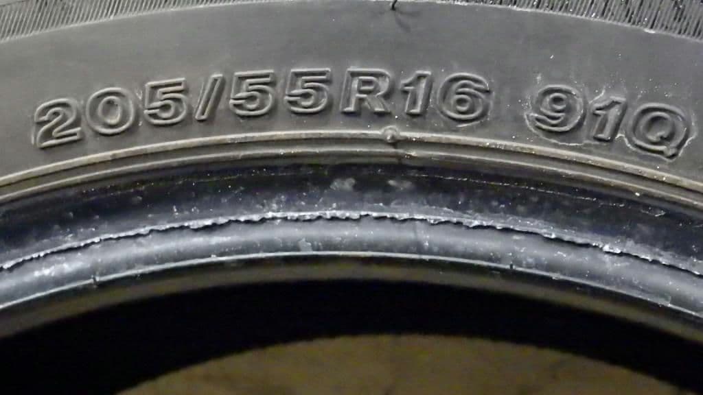 札幌発 205/55R16 BS VRX3 スタッドレス 4本SET 着払い - タイヤ