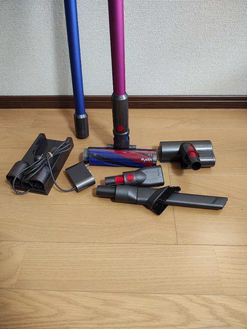 ダイソン★Micro 1.5kg★SV21★バッテリー新品と同等★2