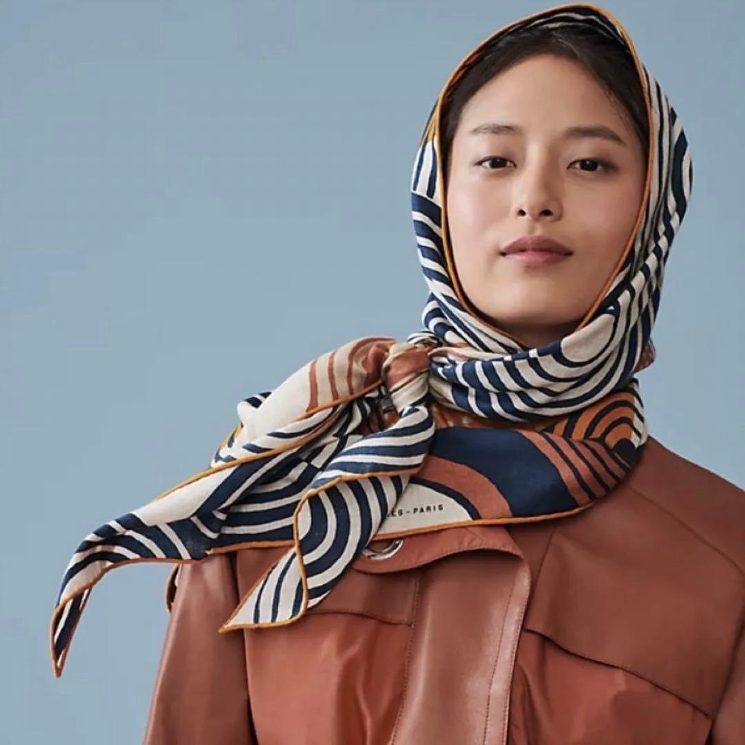 エルメス トライアングル ジェアン カシミヤシルク シュヴァル