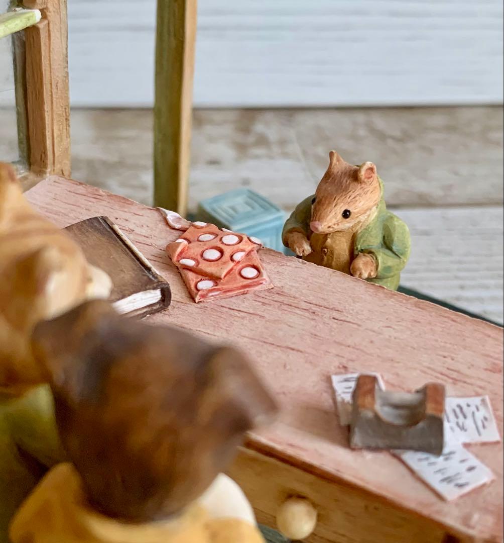 ジンジャーとピクルスのお店 タブロー フィギュリン 置物 ビアトリクス