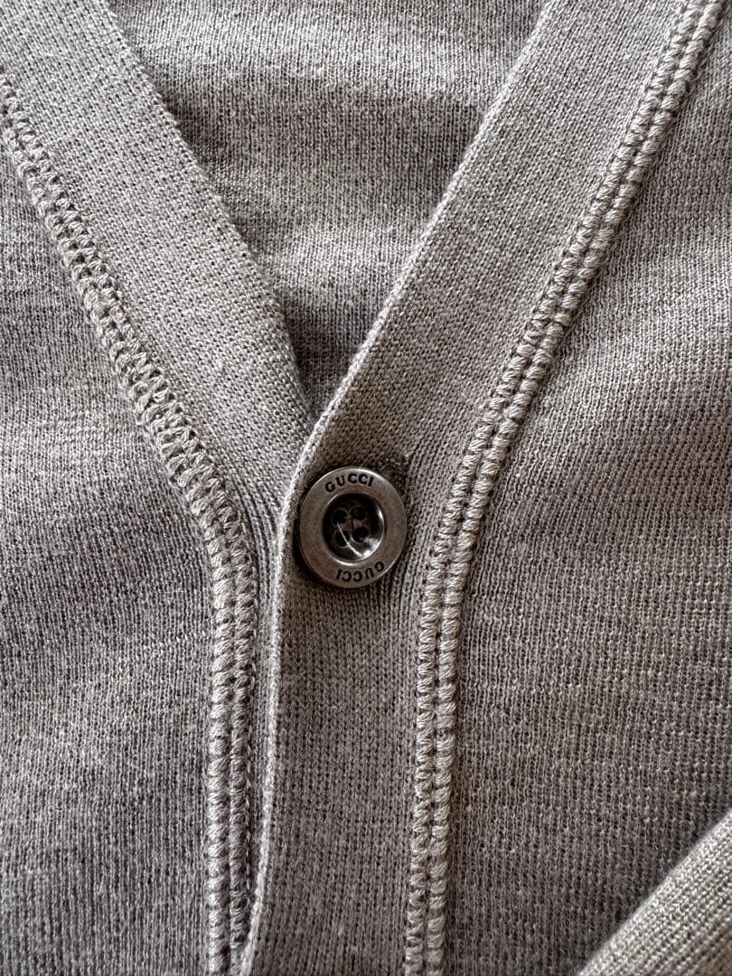 GUCCI Vネックカーディガン Mサイズ ベージュ/ピンク