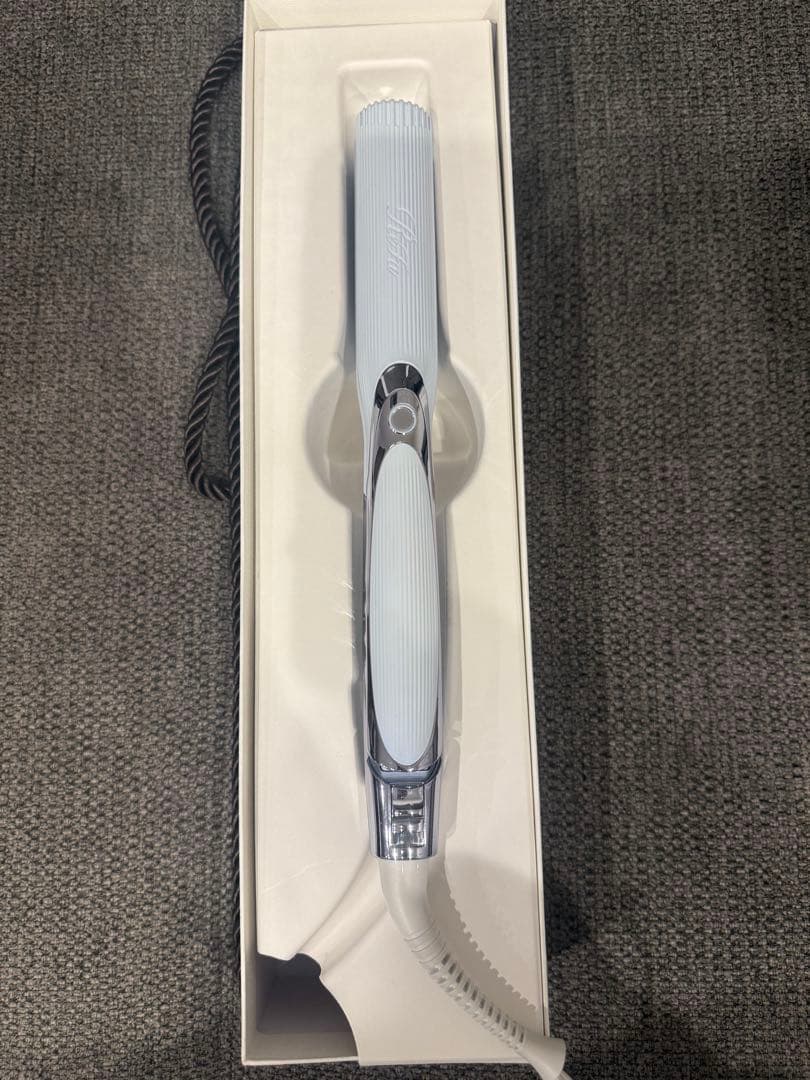 リファビューテック　ストレートアイロン　Refa 中古 リファビューテックストレートアイロンプロ（黒）¥23000 | hair care