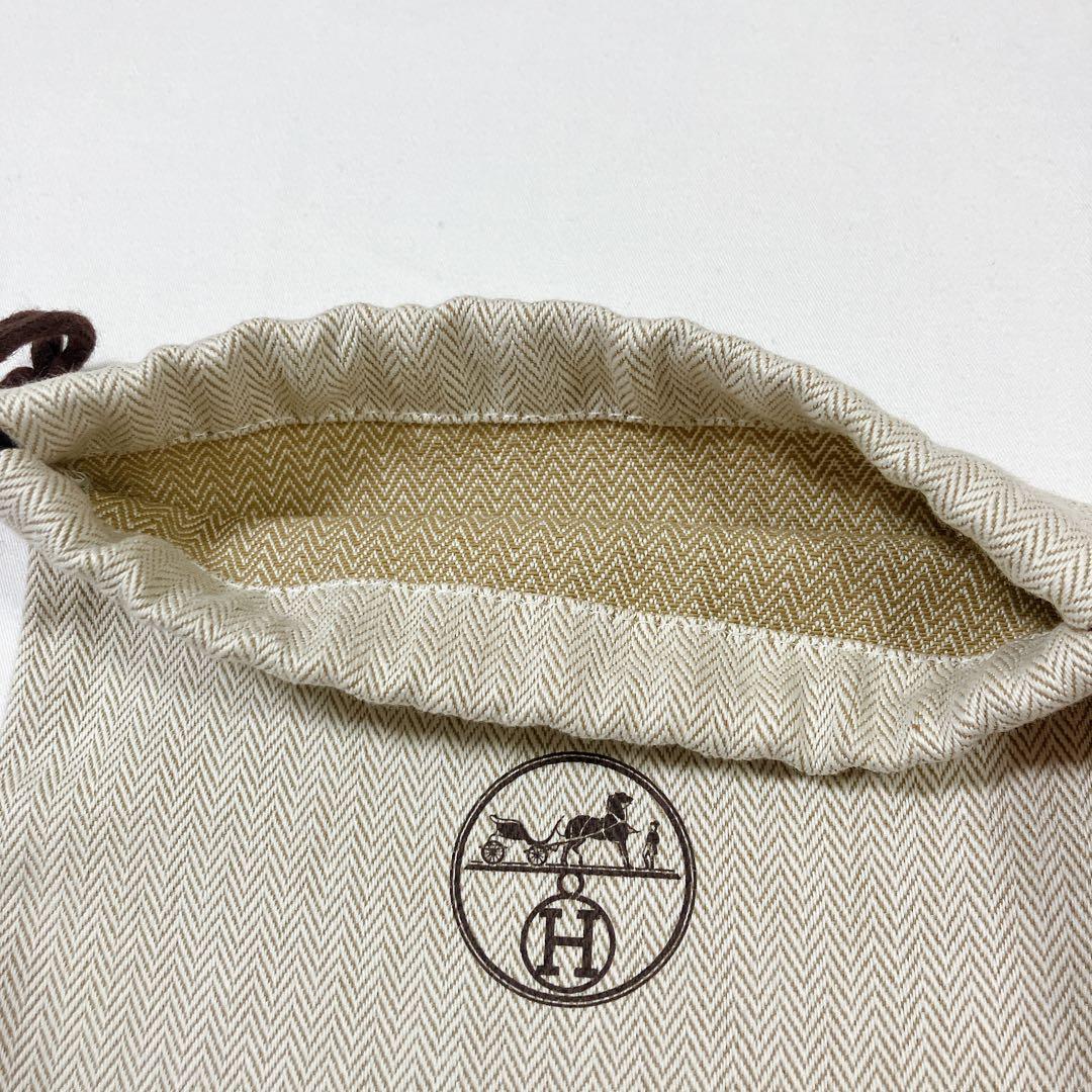 極美品 エルメス 保存袋 巾着袋 正方形 ヘリンボーン柄 17cm角