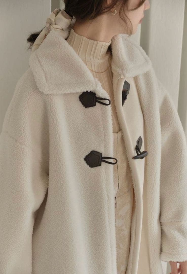 Eaphi asymmetry boa jacket オフホワイト ボアコート - メルカリ