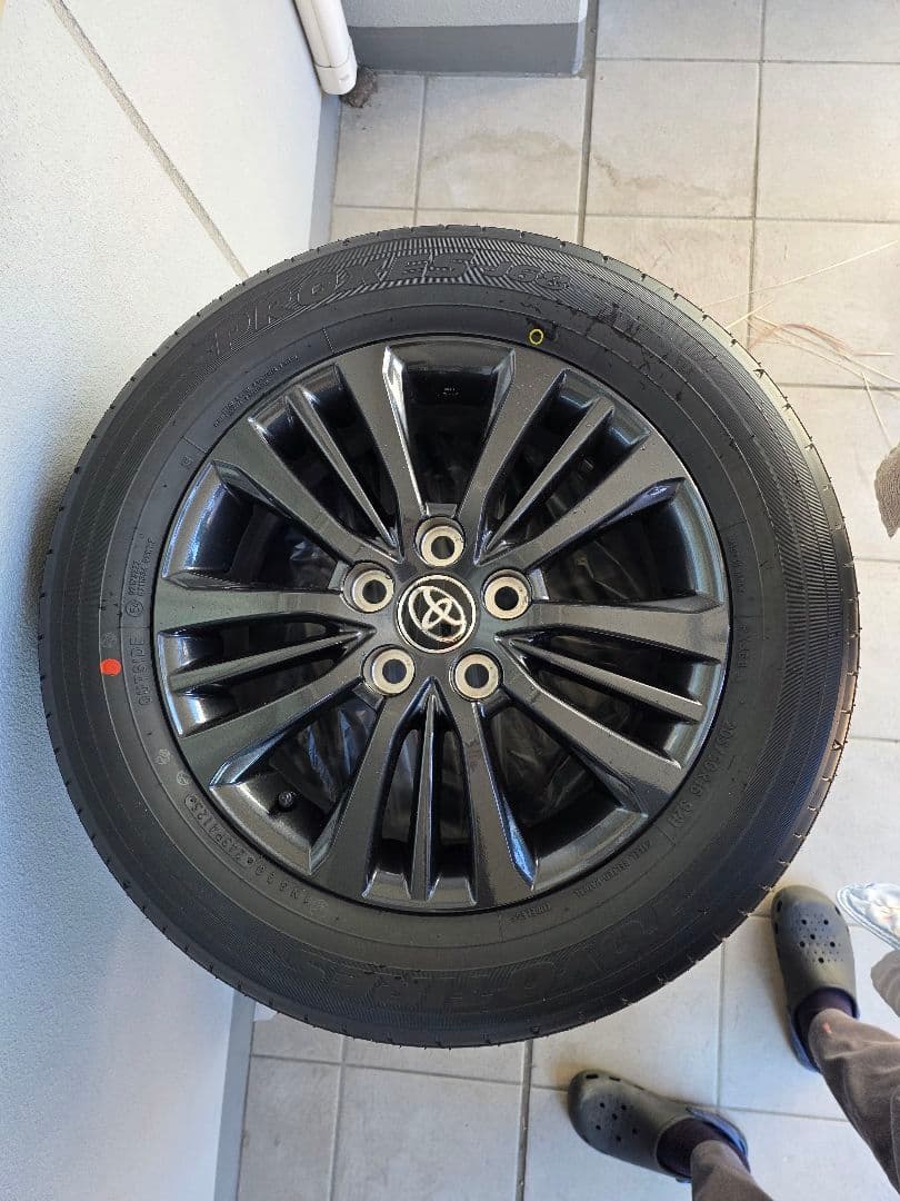 510 ヴォクシー90系 205/60R16 純正タイヤホイールセット 新車外し品】トヨタ 90 ヴォクシー 純正 16in 6J +40 PCD114.3