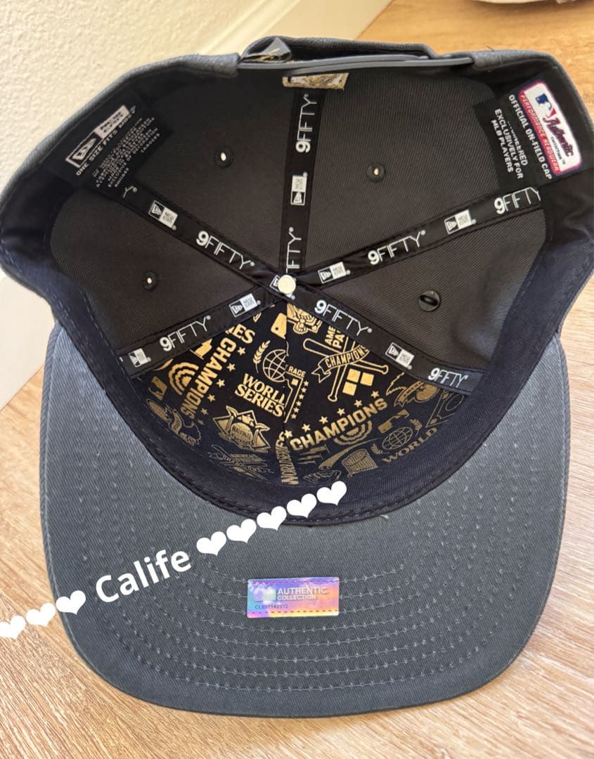 ドジャース 2025 ワールドチャンピオン パレード キャップ 選手着用