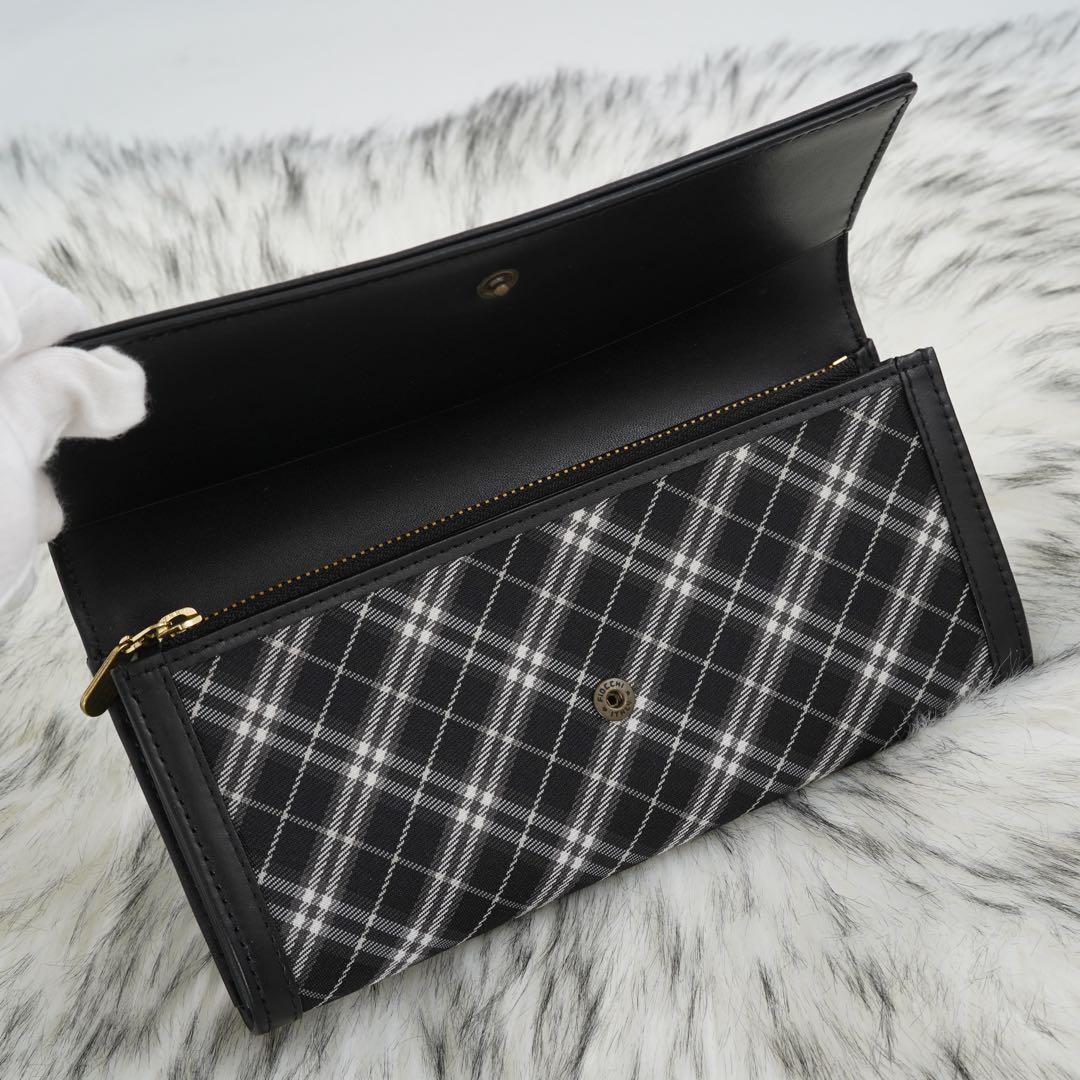 未使用品 BURBERRY BLUE LABEL 長財布 ホースロゴ ロゴ金具 - メルカリ