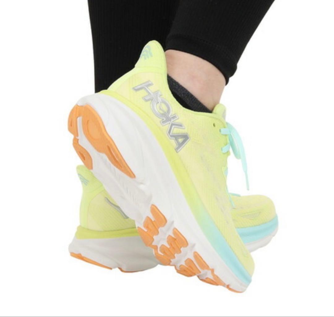美品　HOKA ホカ　クリフトン9 レディース　24.5cm 軽量