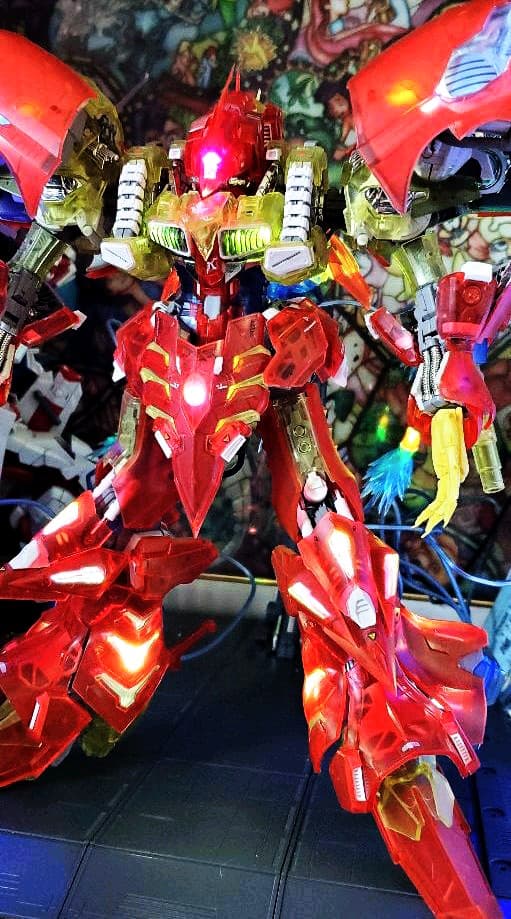 完成品 機甲の城 1/72 キュベレイ 1100個限定クリア 専用台座付き