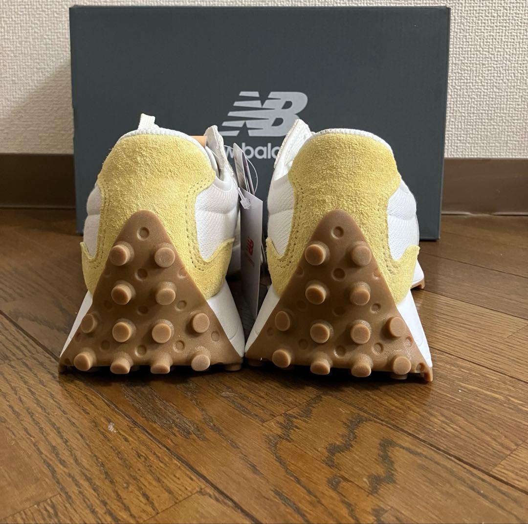 24.0cm ニューバランスWS327 ホワイト&ベージュカラー