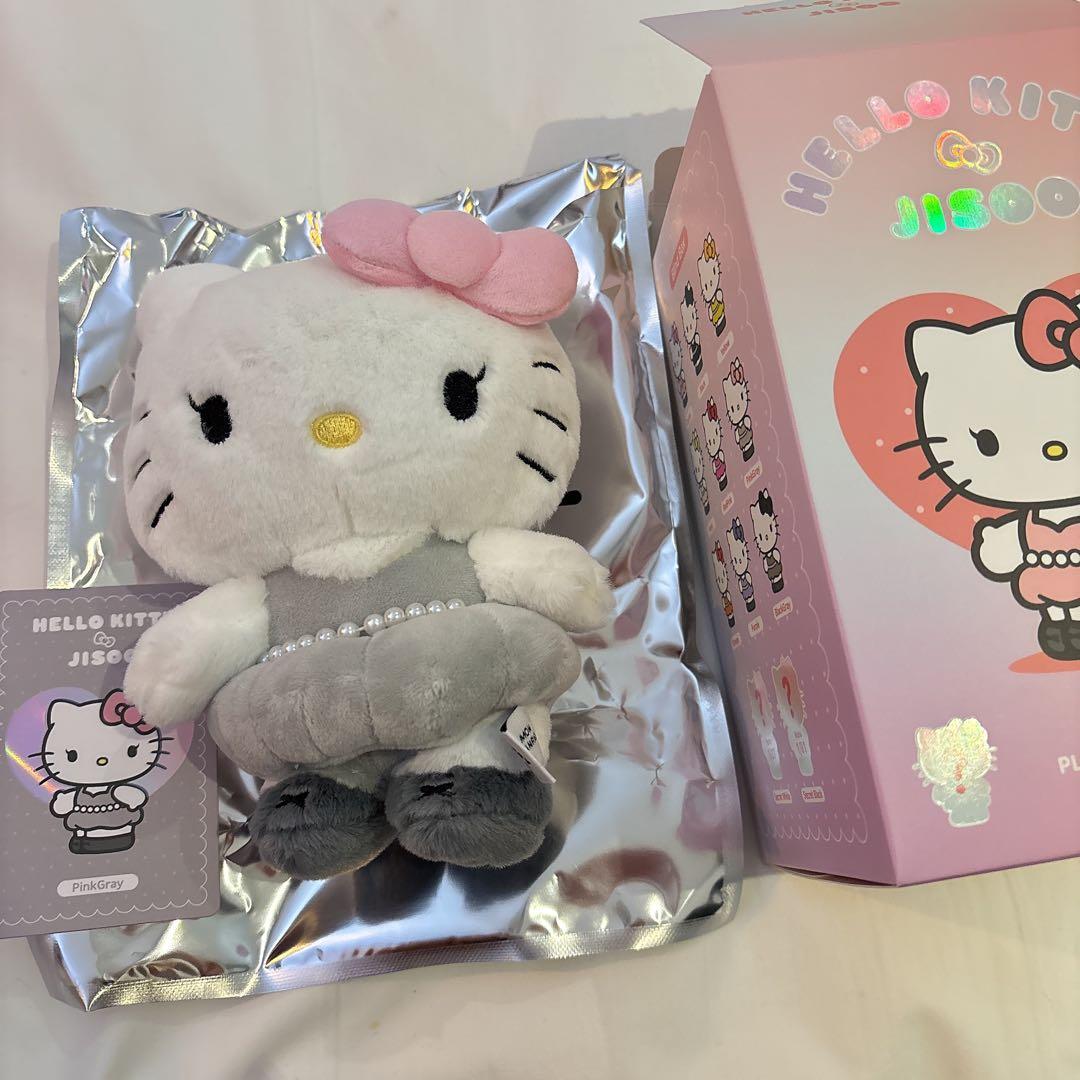 最安❣️】BLACKPINK JISOO ジス ハローキティ ピンクグレー - メルカリ