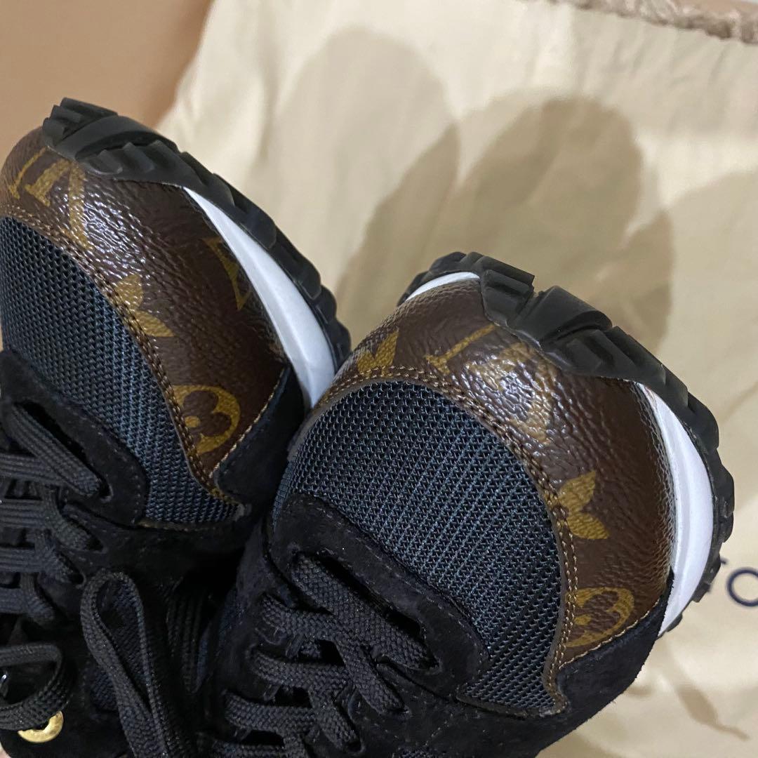 LOUIS VUITTONランアウェイラインスニーカー36 ブラック モノグラム