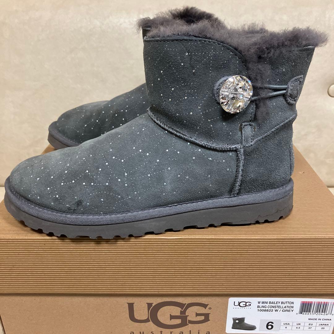 UGG MINI BAILEY BUTTON BLINGスワロフスキー23㎝ - メルカリ