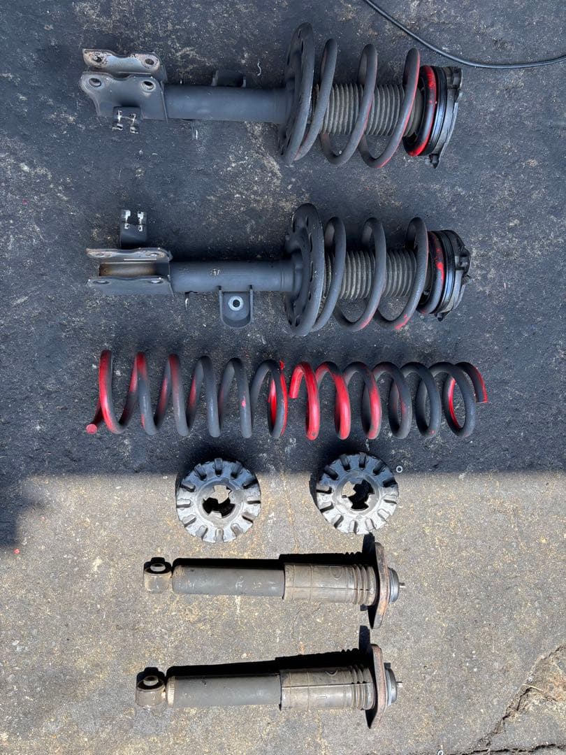 日産　ＮＩＳＳＡＮ　エルグランド　Ｅ５２　 S-tuneサスペンションキット 81r8aIzETSL._AC_UF350,