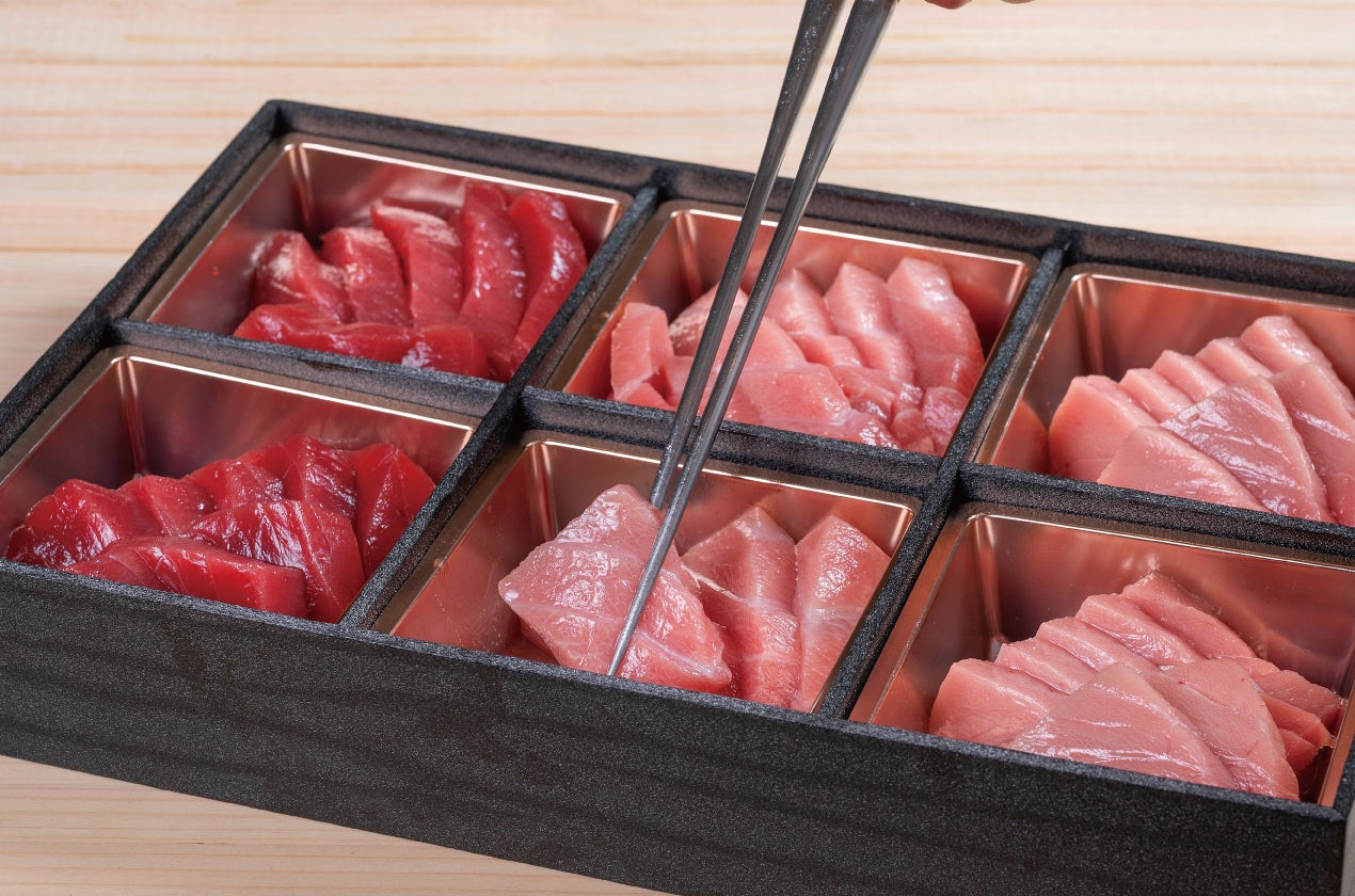 プロフェッショナルたちが育て上げる愛媛県産「だてまぐろ」を、本生