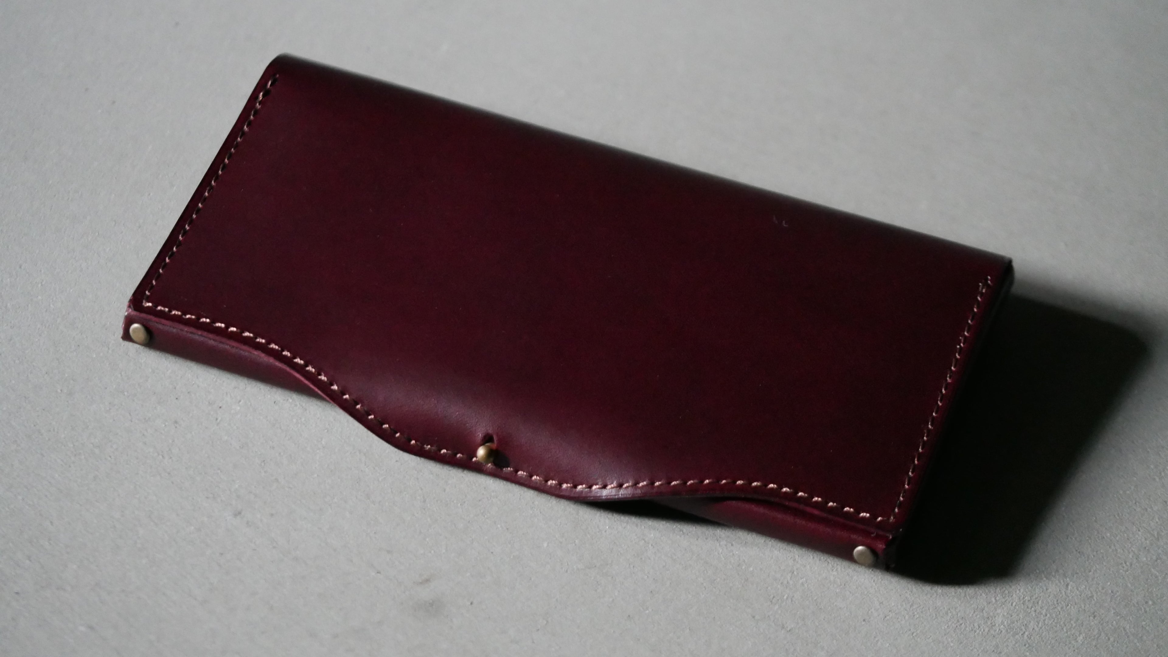 とにかく薄い、小さな長財布『usuha-long』で新時代の長財布を広めたい